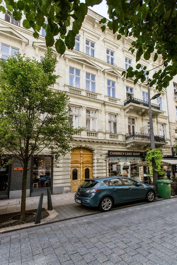 Downtown Delight Near The Basilica Apartment Budapest Exterior photo